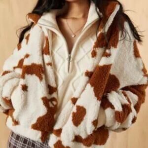 Urban Outfitters imprimee Olivia Cow Print Sherpa Oversized Teddy Jacket Large